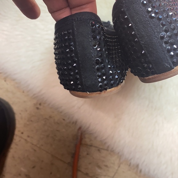 Tory Burch Solid Black Studded Ballerina Flats Bow Accent Color: Black Size: 7.5 - Picture 5 of 15